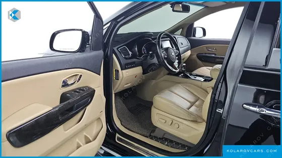 KIA CARNIVAL GASOLINE 9-SEATER HI-LIMOUSINE