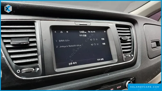 KIA CARNIVAL 9-SEATER LUXURY