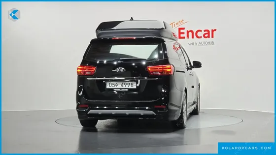 KIA CARNIVAL 9-SEATER HI-LIMOUSINE
