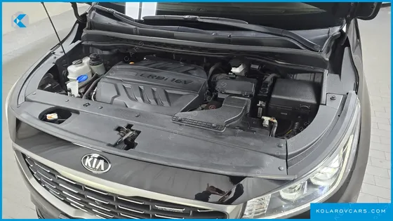KIA CARNIVAL 9-SEATER HI-LIMOUSINE