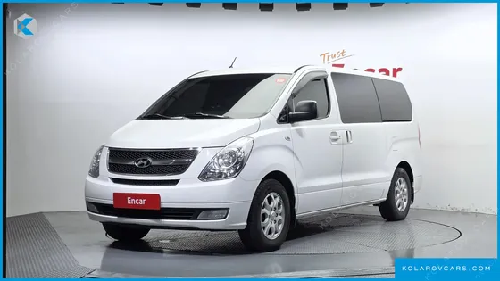 HYUNDAI STAREX 3-SEATER VAN