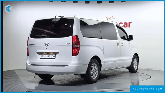 HYUNDAI STAREX 3-SEATER VAN