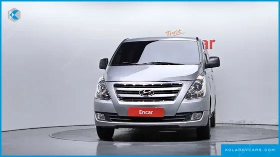 HYUNDAI STAREX 12-SEATER WAGON