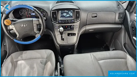 HYUNDAI STAREX 12-SEATER WAGON