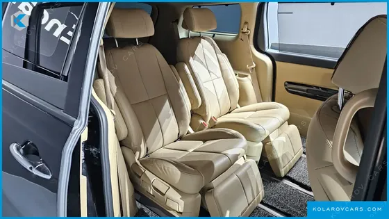 KIA CARNIVAL GASOLINE 7-SEATER LIMOUSINE