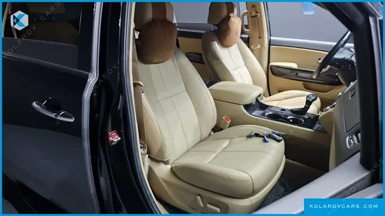 KIA CARNIVAL GASOLINE 7-SEATER LIMOUSINE