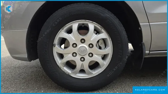HYUNDAI STAREX 3-SEATER VAN