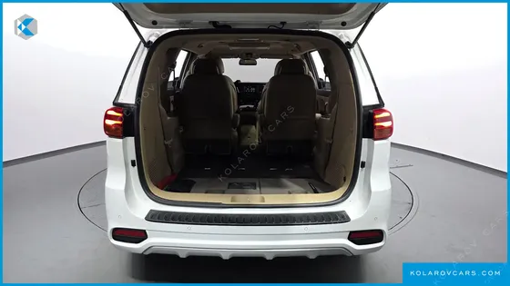 KIA CARNIVAL 7-SEATER LIMOUSINE