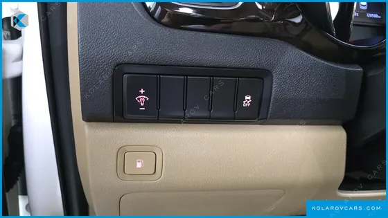 KIA CARNIVAL 7-SEATER LIMOUSINE