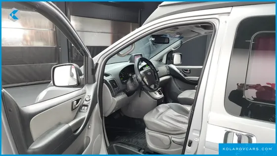 HYUNDAI STAREX 4WD CAMPING CAR