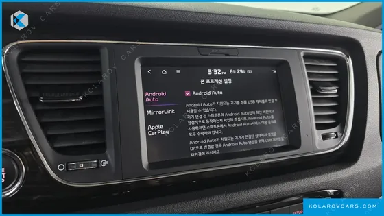 KIA CARNIVAL GASOLINE 7-SEATER LIMOUSINE