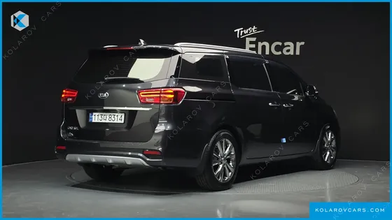 KIA CARNIVAL 9-SEATER PRSTIGE