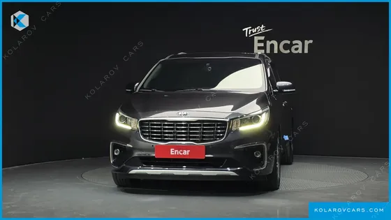 KIA CARNIVAL 9-SEATER PRSTIGE