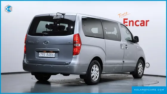 HYUNDAI STAREX 12-SEATER WAGON