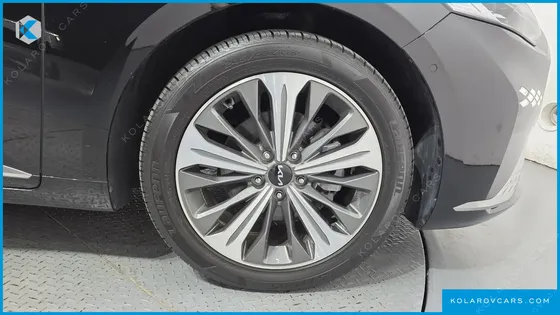 KIA K8 SIGNATURE SPECIAL
