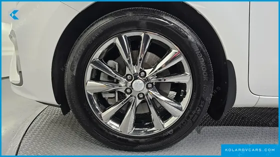 KIA CARNIVAL 9-SEATER NOBLESSE SPECIAL