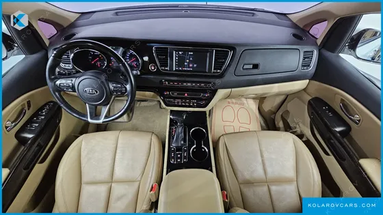 KIA CARNIVAL 9-SEATER NOBLESSE SPECIAL