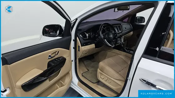 KIA CARNIVAL 9-SEATER NOBLESSE SPECIAL
