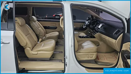 KIA CARNIVAL 9-SEATER NOBLESSE SPECIAL