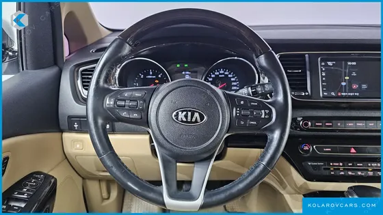 KIA CARNIVAL 9-SEATER NOBLESSE SPECIAL
