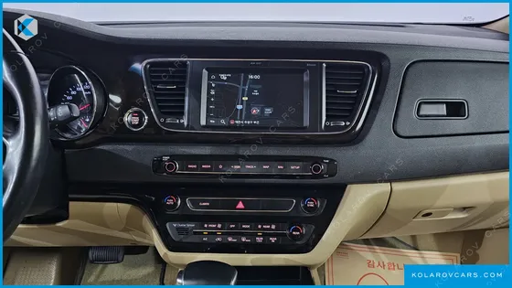 KIA CARNIVAL 9-SEATER NOBLESSE SPECIAL