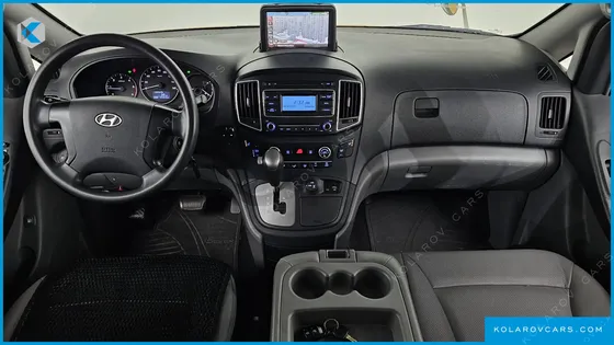 HYUNDAI STAREX 4WD GUARD CAR OF CHIDREN