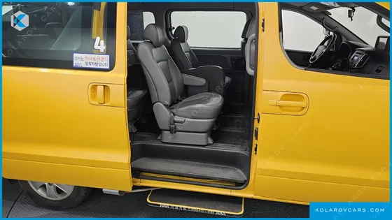 HYUNDAI STAREX 4WD GUARD CAR OF CHIDREN