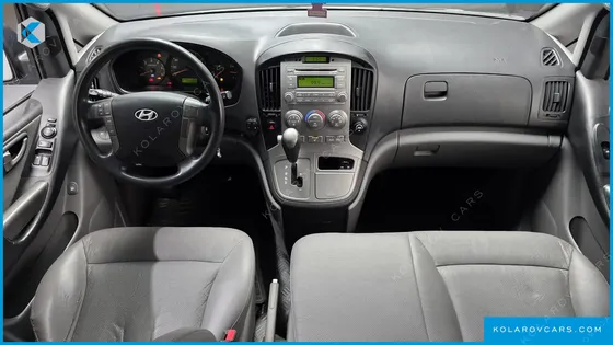 HYUNDAI STAREX 12-SEATER WAGON