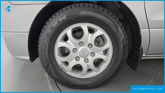 HYUNDAI STAREX 12-SEATER WAGON