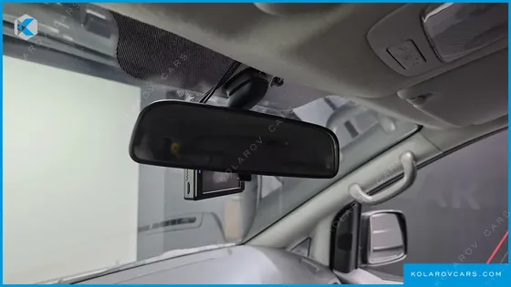 HYUNDAI STAREX 12-SEATER WAGON