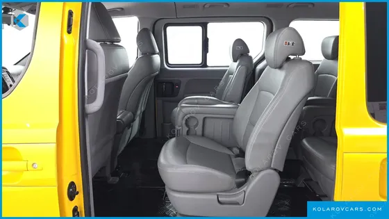 HYUNDAI STAREX GUARD CAR OF CHILDREN