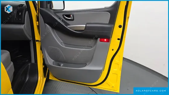 HYUNDAI STAREX GUARD CAR OF CHILDREN