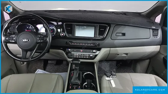 KIA CARNIVAL 9-SEATER NOBLESSE SPECIAL