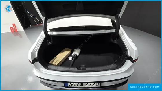 HYUNDAI GRANDEUR 2,5 GASOLINE 2WD