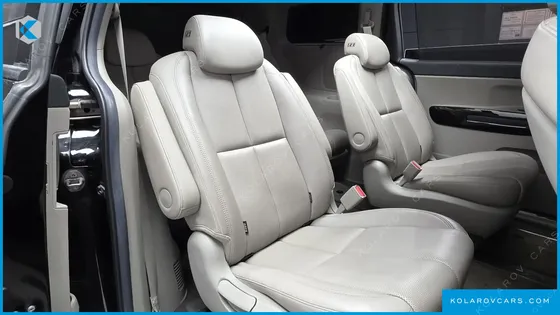 KIA CARNIVAL 9-SEATER NOBLESSE SPECIAL