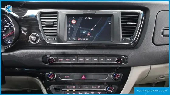 KIA CARNIVAL 9-SEATER NOBLESSE SPECIAL