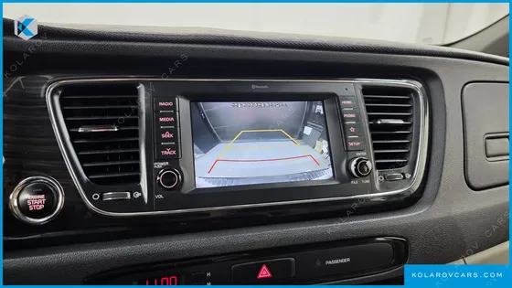 KIA CARNIVAL 11-SEATER PRESTIGE