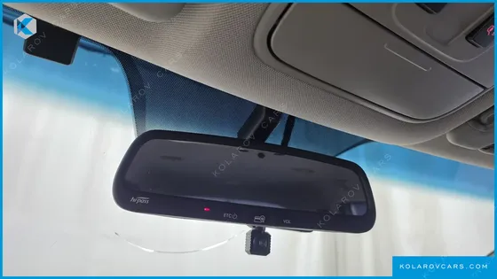 KIA CARNIVAL 11-SEATER PRESTIGE