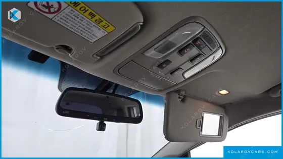 KIA CARNIVAL 11-SEATER PRESTIGE