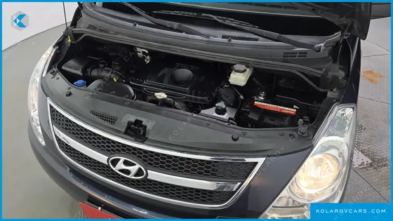 HYUNDAI STAREX 12-SEATER WAGON