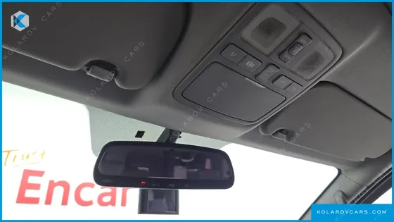 HYUNDAI STAREX 12-SEATER WAGON