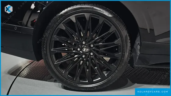 HYUNDAI GRANDEUR 2,5 GASOLINE 2WD
