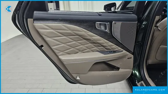 KIA K8 SIGNATURE