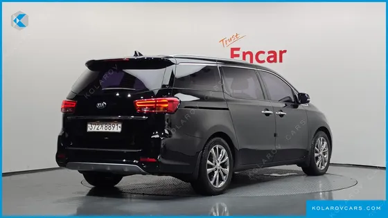 KIA CARNIVAL 9-SEATER PRSTIGE