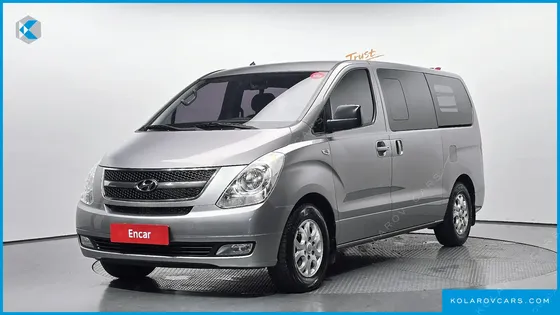 HYUNDAI STAREX 5-SEATER VAN