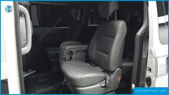 HYUNDAI STAREX 12-SEATER WAGON