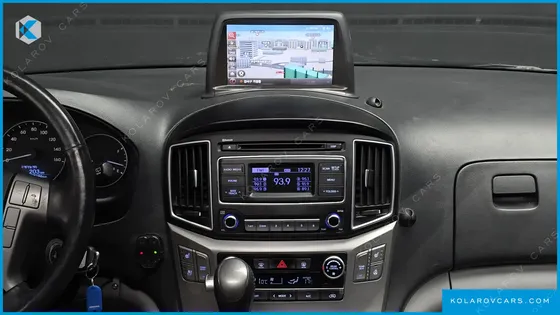 HYUNDAI STAREX 12-SEATER WAGON