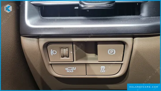 HYUNDAI GRANDEUR 2,5 GASOLINE 2WD