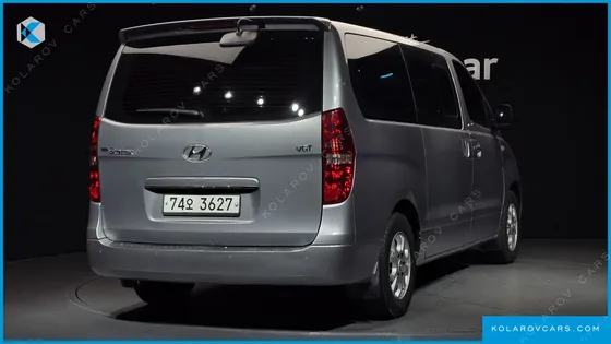 HYUNDAI STAREX 11-SEATER WAGON