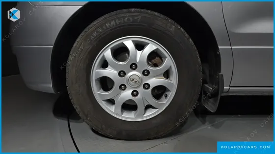 HYUNDAI STAREX 11-SEATER WAGON